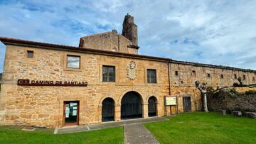 El Ayuntamiento de Bareyo celebra el inicio del procedimiento para declarar Bien de Interés Local el Convento de San Ildefonso de Ajo